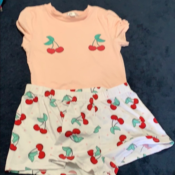 Juniors T-shirt and shorts PJ set - Picture 1 of 4